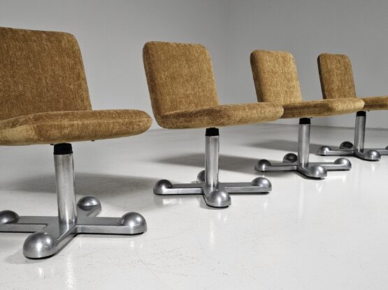 Planula desk chair, Perry King and Santiago Miranda