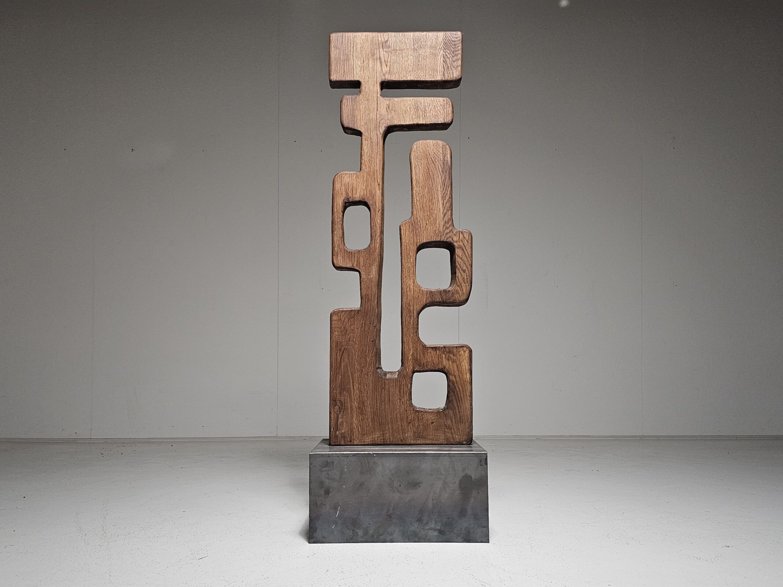 Large French oak wood carved abstract sculpture, circa 1950s