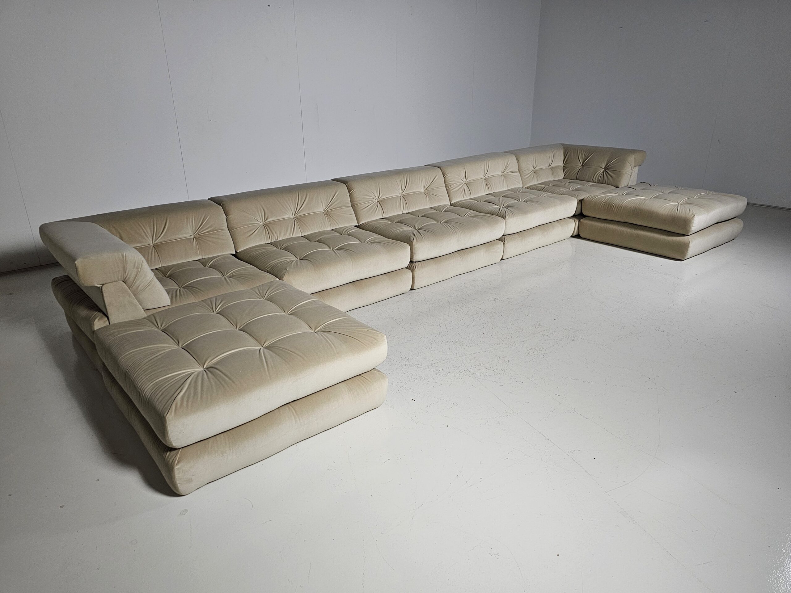 Early edition Mah Jong sofa, Roche Bobois