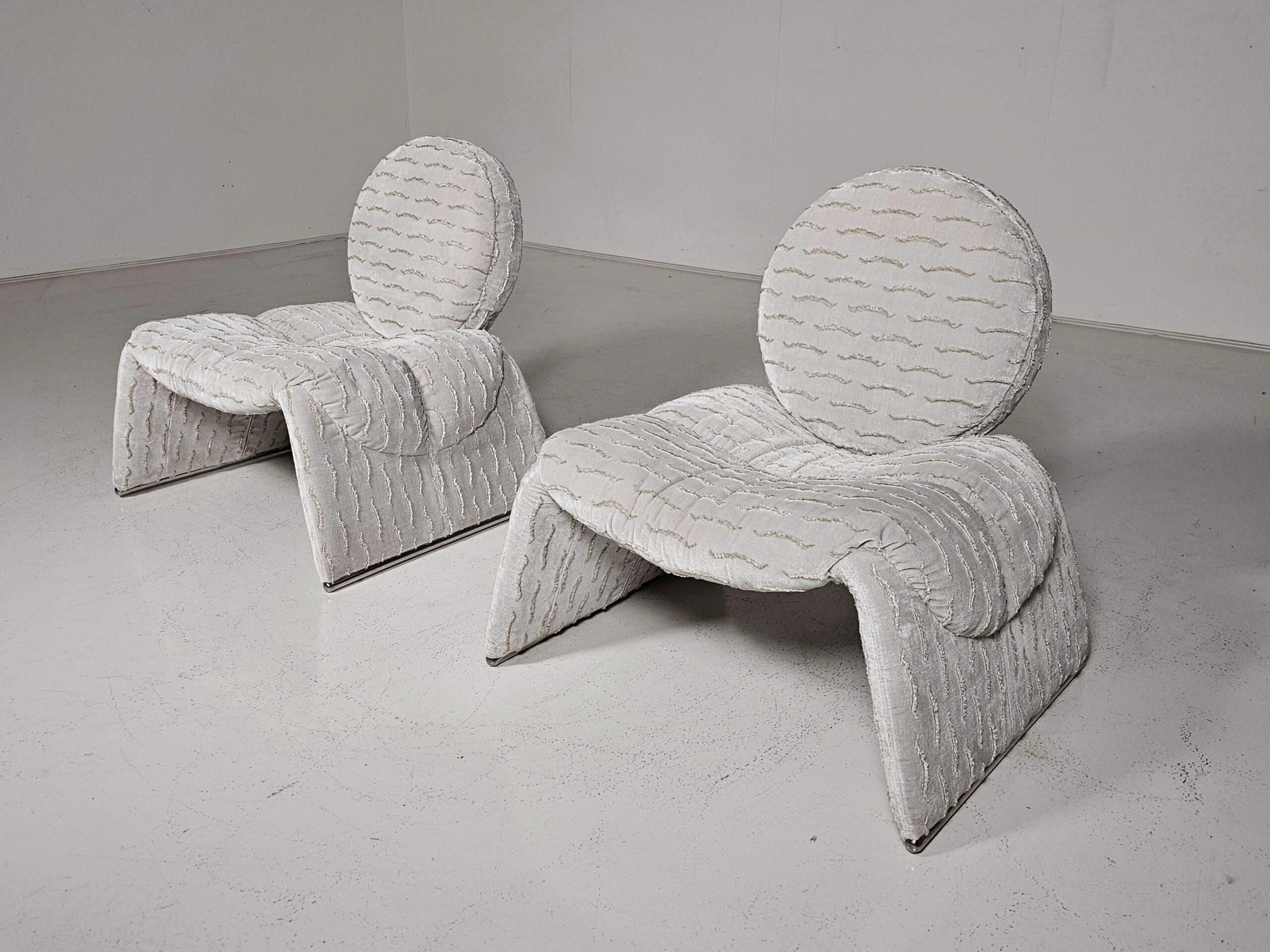 Calypso lounge chair, Vittorio Introini, Saporiti